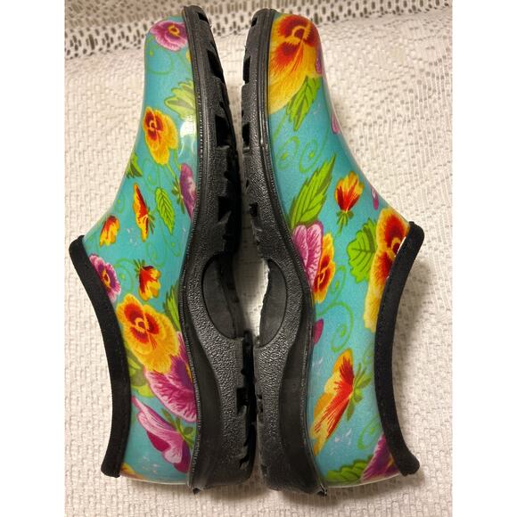 Blue Floral Sluggers Rain/Garden Clogs, Women’s 9, - Picture 8 of 8